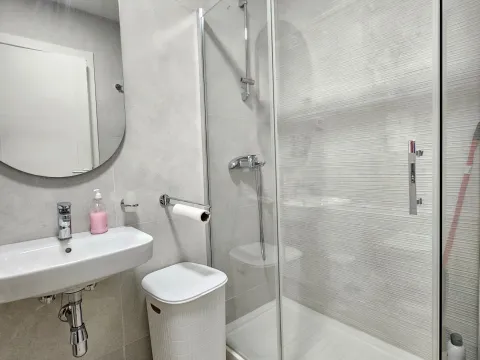Rent, one bedroom apartment, 42m², Pobrežje, Podgorica - image 8