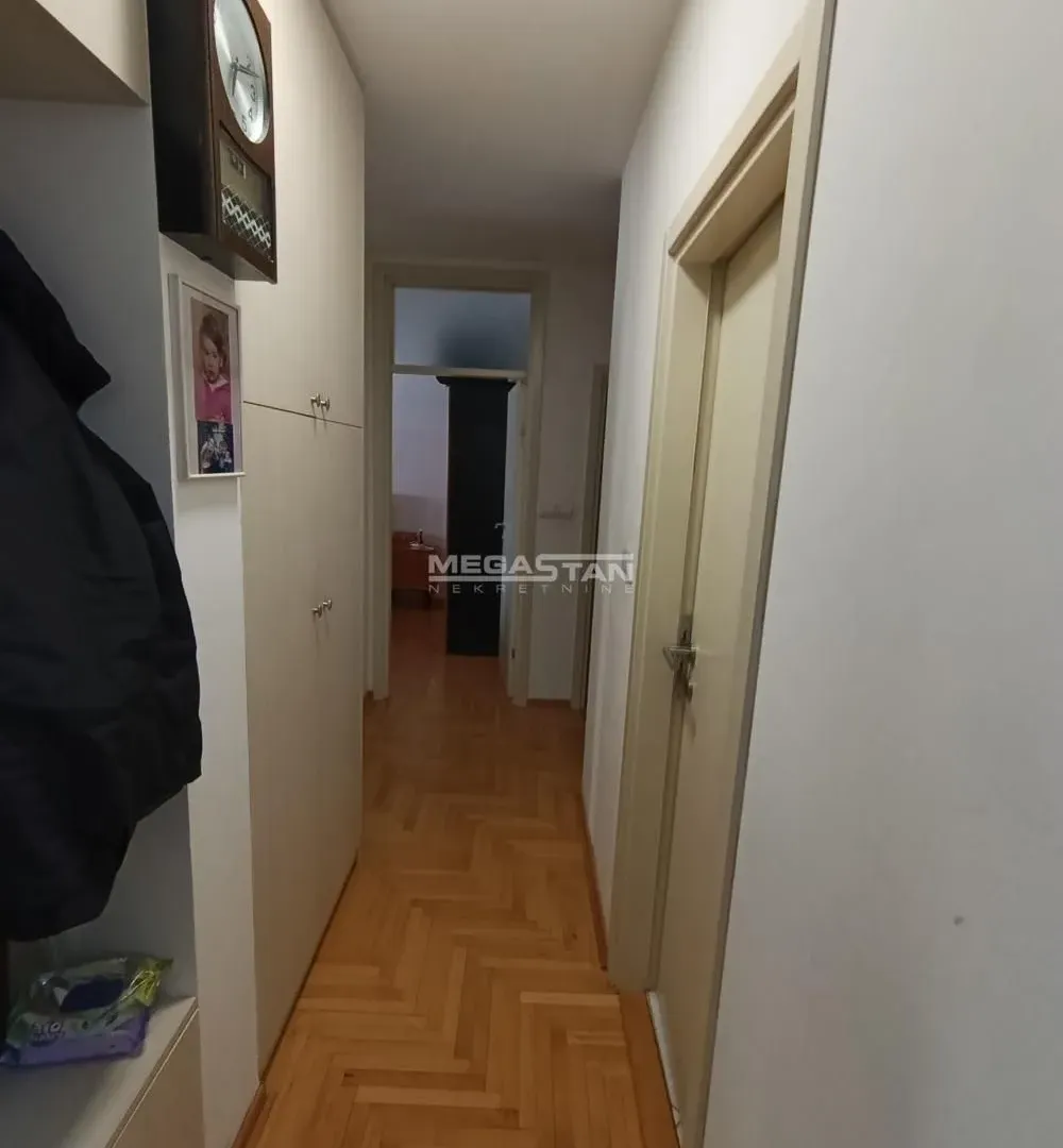Sale, three bedroom apartment, 84m², Voždovac Sve Podlokacije, Beograd