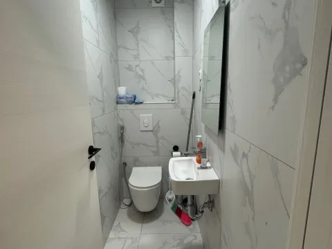 Izdavanje, dvosoban stan, 65m², Stari Aerodrom, Podgorica - image 8