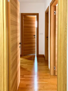 Izdavanje, trosoban stan, 90m², Seljanovo, Tivat - image 11