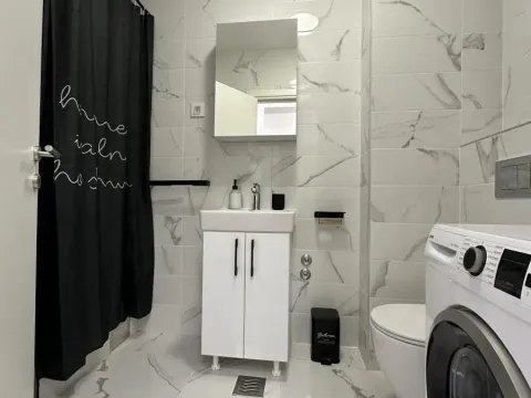 Izdavanje, jednosoban stan, 37m², Novo naselje, Novi Sad - image 9