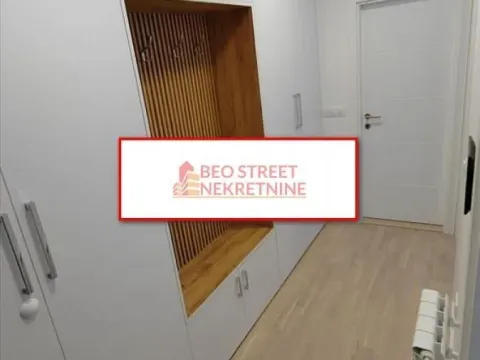 Rent, two bedroom apartment, 49m², Vračar Sve Podlokacije, Beograd - image 6