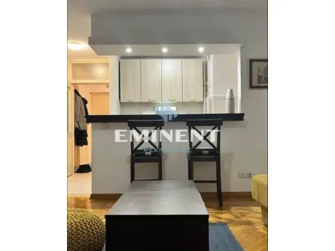 Izdavanje, stan, 33m², Stari Merkator, Novi Beograd Sve Podlokacije - image 2