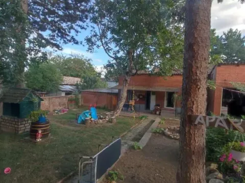 Sale, house, 189m², Irig, Srbija - image 8