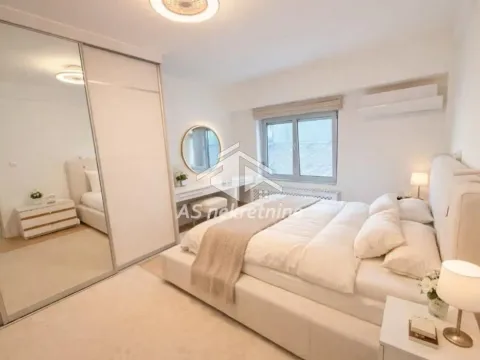 Rent, three bedroom apartment, 100m², Vračar Hram, Vračar Sve Podlokacije - image 13