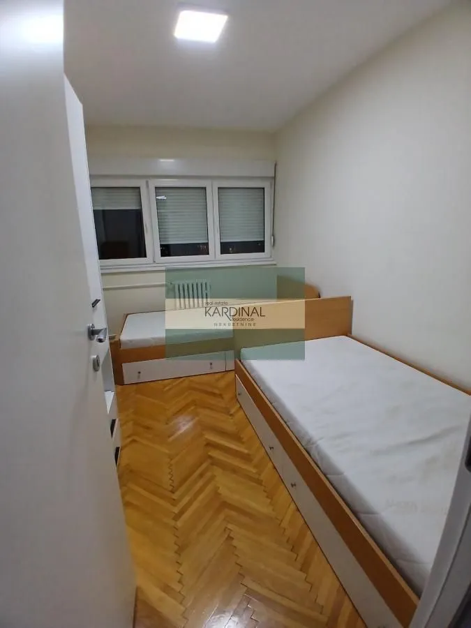 Rent, two bedroom apartment, 75m², Erdoglija, Kragujevac
