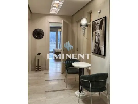 Izdavanje, četvorosoban stan, 197m², Čukarica, Beograd - image 6