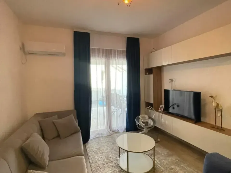 Sale, apartment, 93m², Tivat, Crna Gora