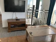 Izdavanje, trosoban stan, 95m², Lazi, Budva - image 27