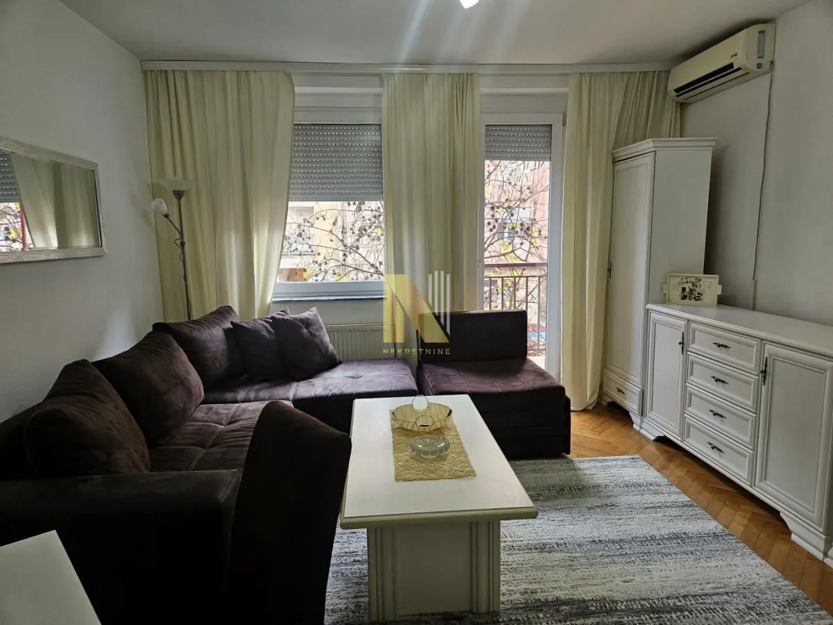 Izdavanje, jednosoban stan, 44m², Nova Detelinara, Novi Sad Sve Podlokacije