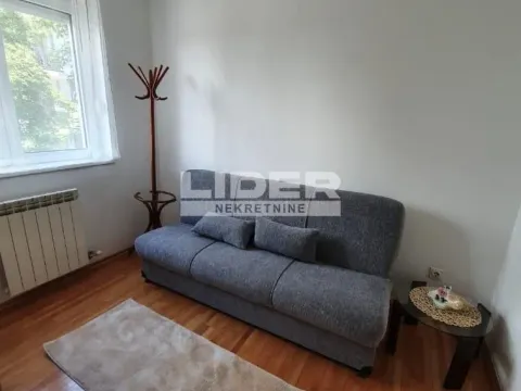 Rent, one bedroom apartment, 43m², Neimar, Vračar Sve Podlokacije - image 2