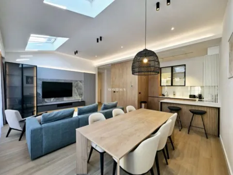 Izdavanje, dvosoban stan, 106m², Centar, Budva