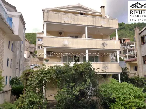 Prodaja, kuća, 471m², Budva, Crna Gora - image 1