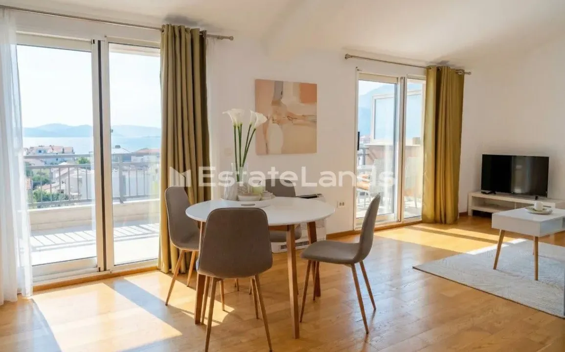 Prodaja, trosoban stan, 99m², Kalimanj, Tivat