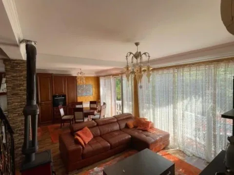 Izdavanje, kuća, 200m², Zeleni Pojas, Bar - image 2