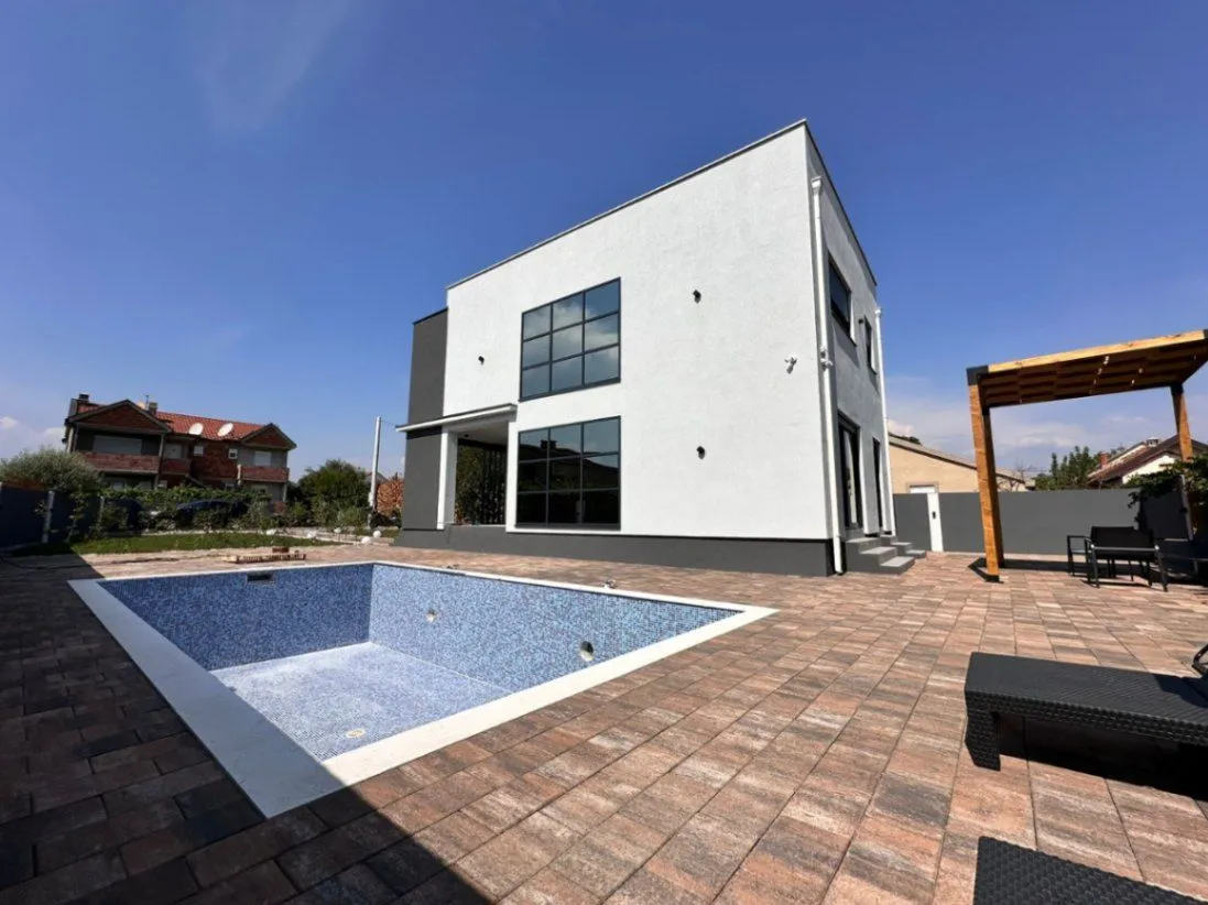 Prodaja, kuća, 150m², Donja Gorica, Podgorica