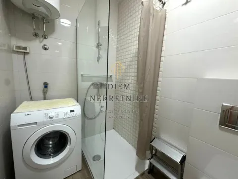 Sale, one bedroom apartment, 47m², City Kvart, Podgorica - image 11