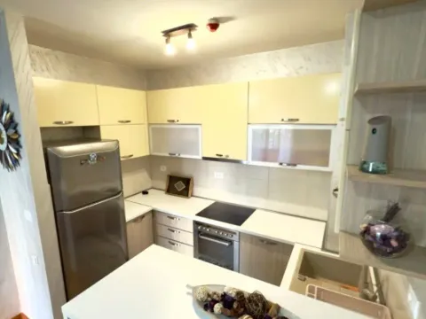 Izdavanje, jednosoban stan, 50m², City Kvart, Podgorica - image 3