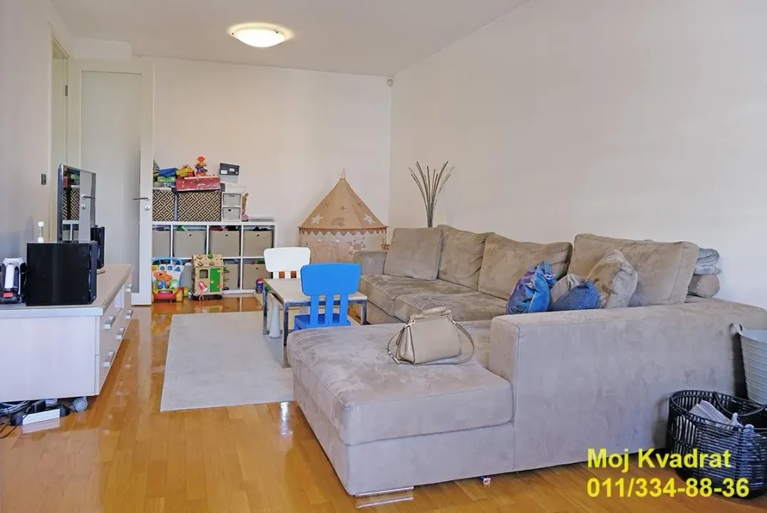 Prodaja, dvosoban stan, 60m², Novi Beograd Blok 67, Novi Beograd Sve Podlokacije