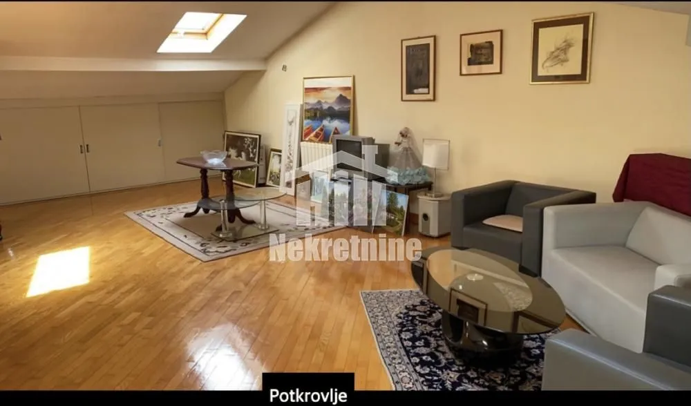 Sale, house, 266m², Lekino Brdo, Voždovac Sve Podlokacije