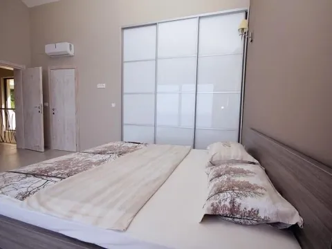 Prodaja, kuća, 220m², Dobre Vode, Bar - image 7