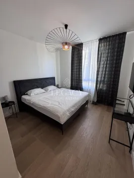 Izdavanje, trosoban stan, 77m², Savski Venac, Beograd - image 6
