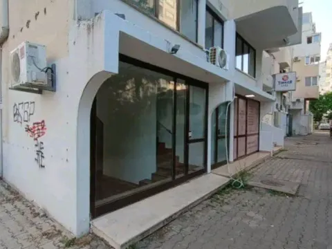 Prodaja, poslovni prostor, 32m², Bar, Crna Gora - image 8
