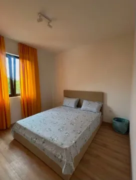 Rent, two bedroom apartment, 70m², Tivat, Crna Gora - image 8