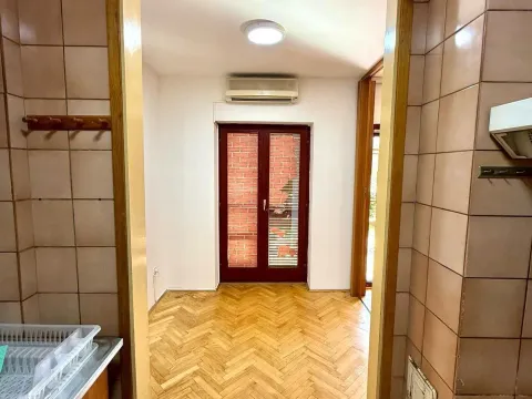 Prodaja, jednosoban stan, 67m², Momišići, Podgorica - image 17