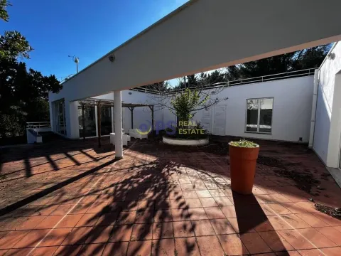 Prodaja, kuća, 200m², Bar, Crna Gora - image 17