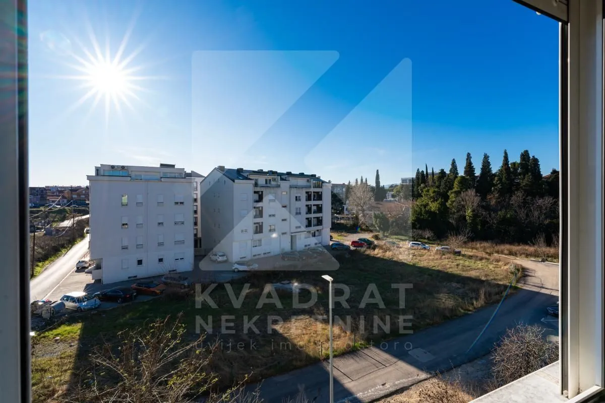 Prodaja, trosoban stan, 101m², Centar, Podgorica