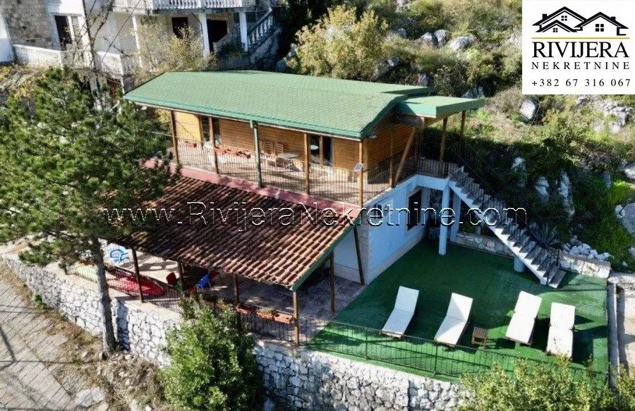 Prodaja, kuća, 120m², Strp, Kotor