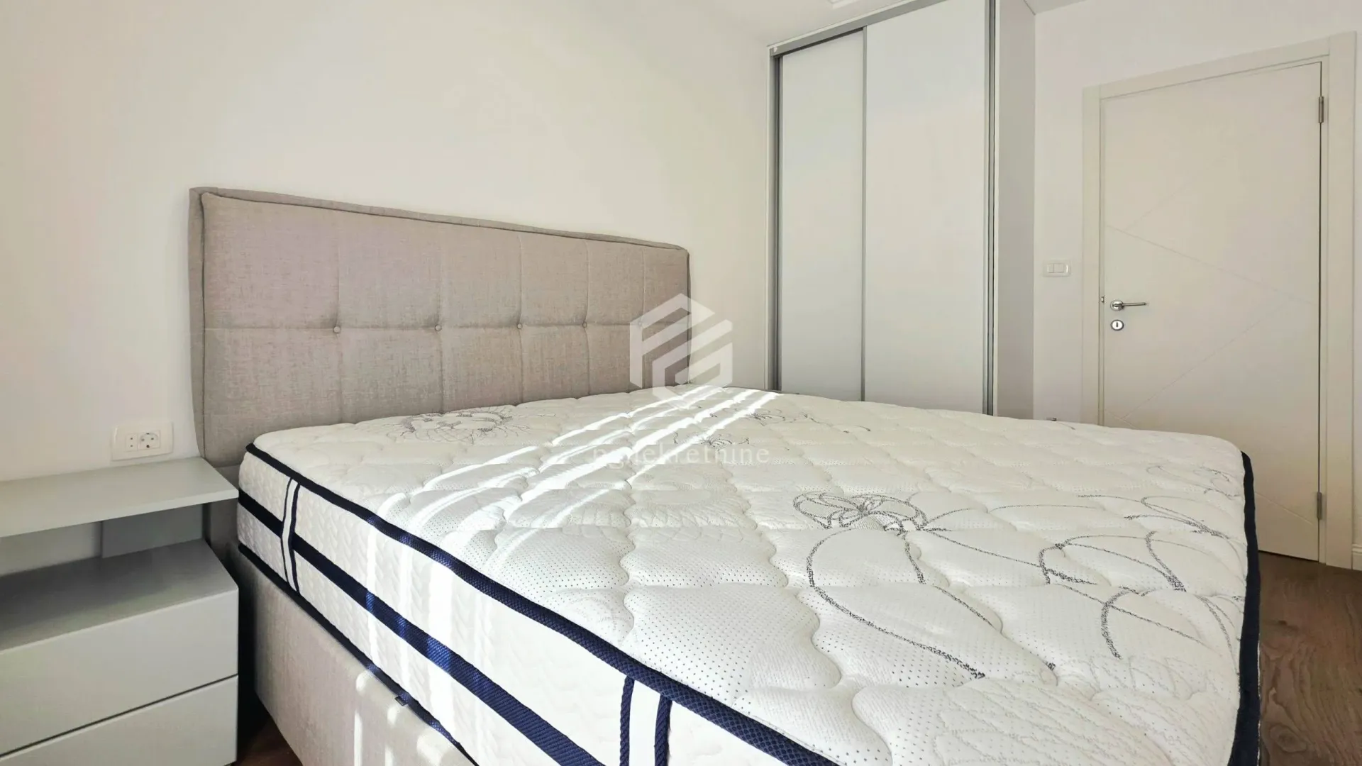 Rent, two bedroom apartment, 77m², Krivi Most, Podgorica