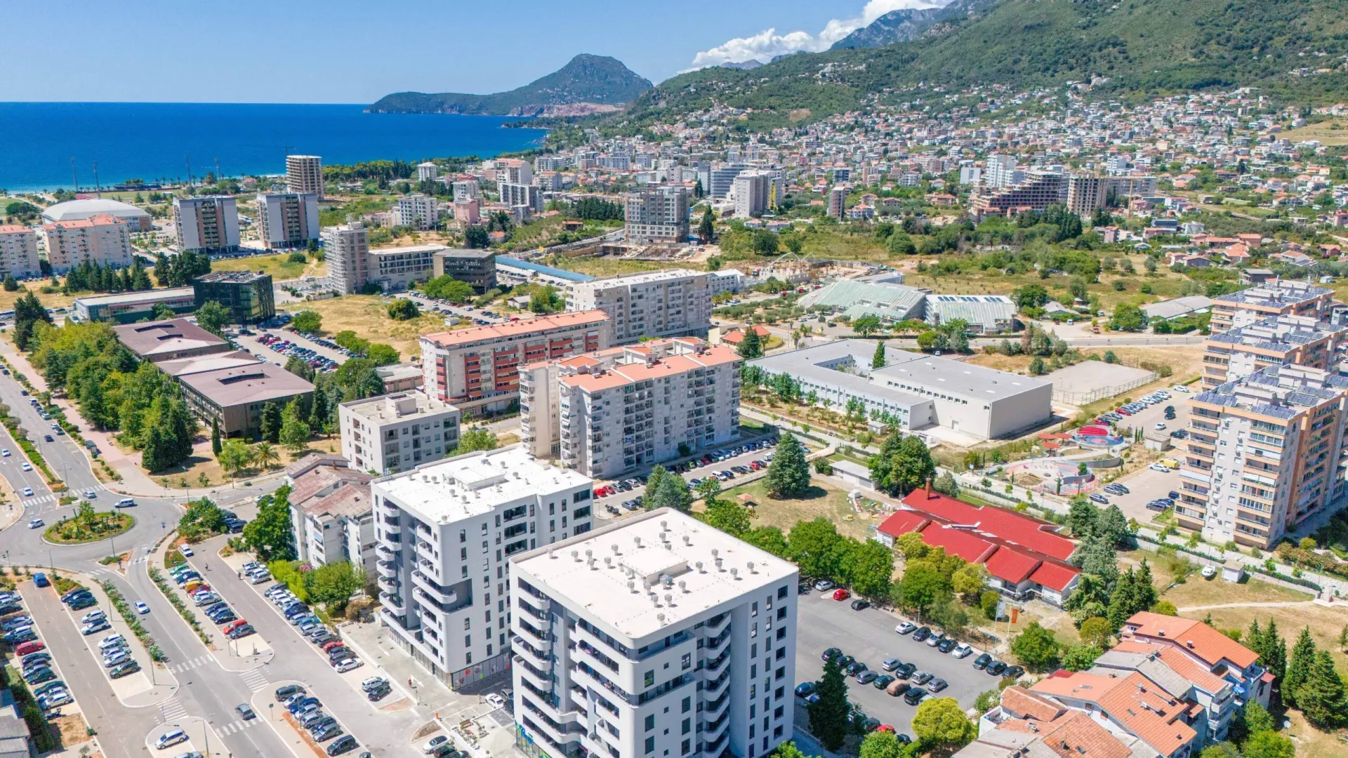 Prodaja, dvosoban stan, 65m², Centar, Bar