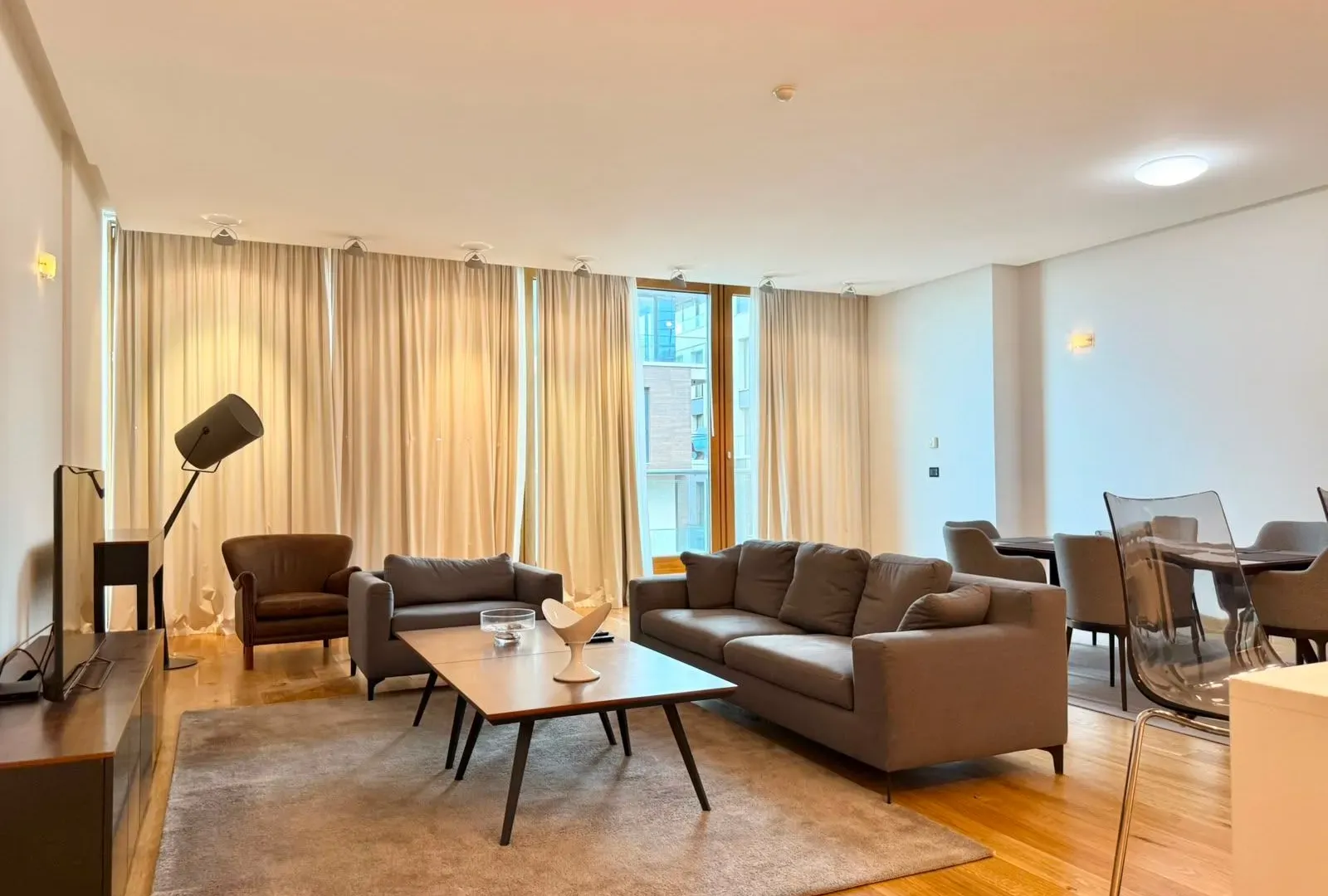 Rent, two bedroom apartment, 126m², Kod Capital Plaze, Podgorica