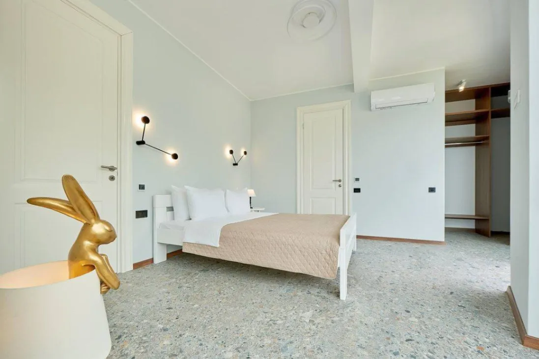 Sale, two bedroom apartment, 115m², Bečići, Budva
