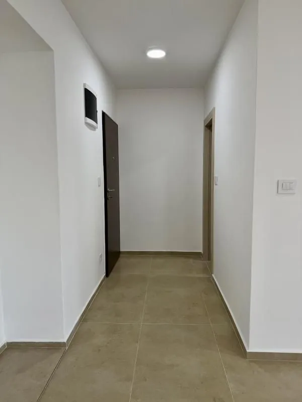 Prodaja, jednosoban stan, 80m², Preko Morače, Podgorica