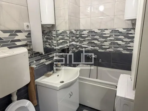 Prodaja, trosoban stan, 72m², Čukarica, Beograd - image 16