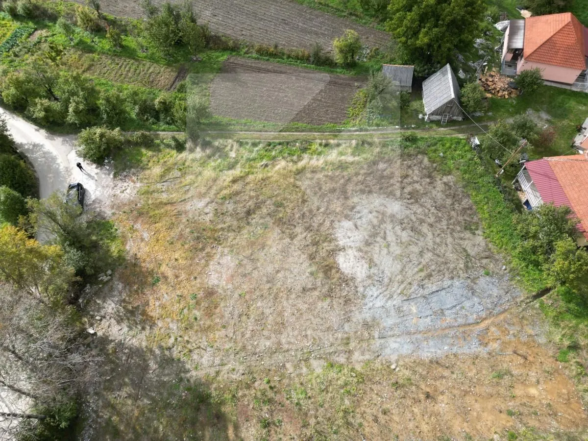 Prodaja, plac, 2300m², Veruša, Podgorica