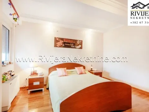 Sale, three bedroom apartment, 244m², Centar, Herceg Novi - image 8