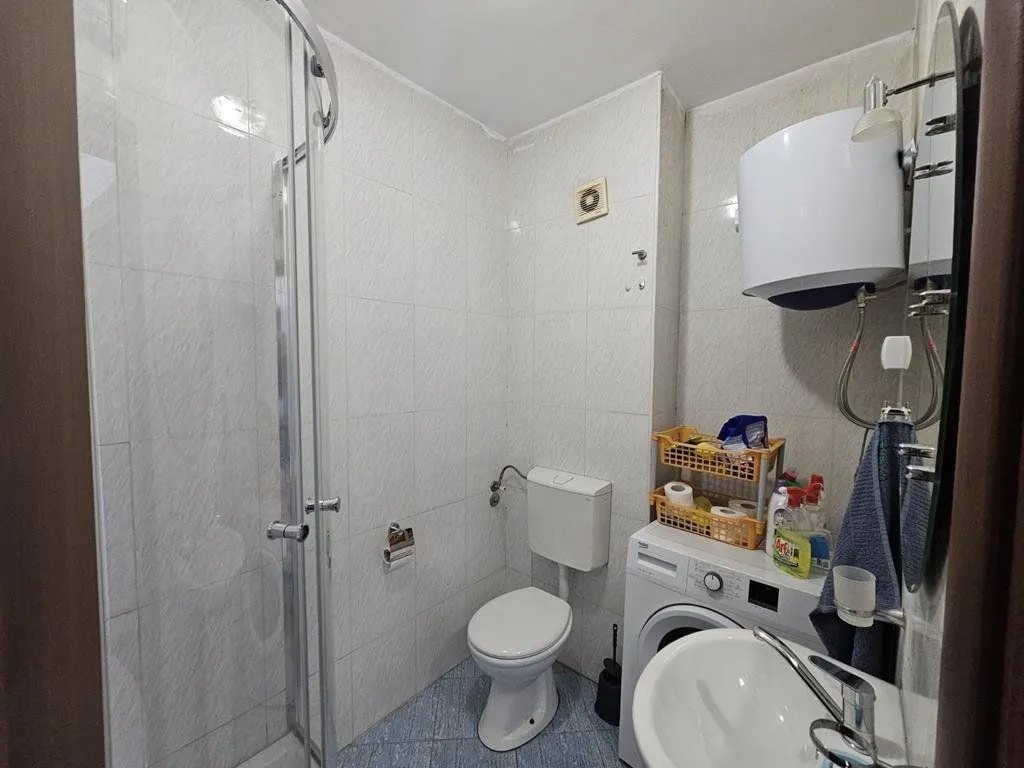 Izdavanje, jednosoban stan, 43m², City Kvart, Podgorica