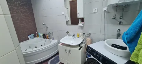 Prodaja, dvosoban stan, 81m², 1 maj, Podgorica - image 9