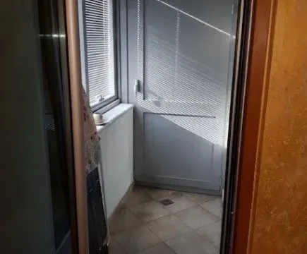 Izdavanje, jednosoban stan, 50m², Centar, Podgorica - image 5