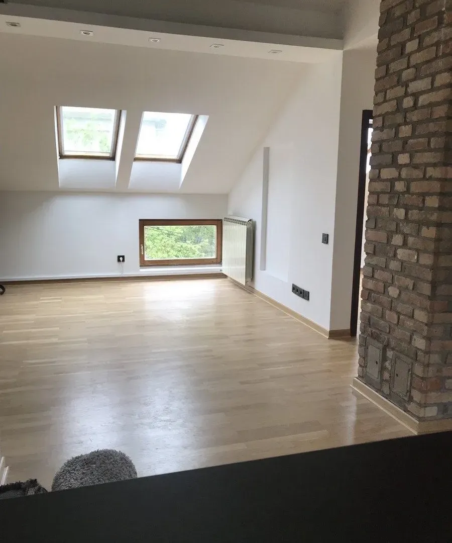 Izdavanje, trosoban stan, 90m², Šumice, Beograd