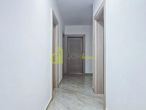 Izdavanje, poslovni prostor, 100m², Masline, Podgorica - image 2