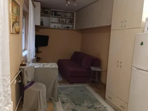 Izdavanje, garsonjera, 25m², Jodna Banja, Novi Sad Sve Podlokacije - image 3