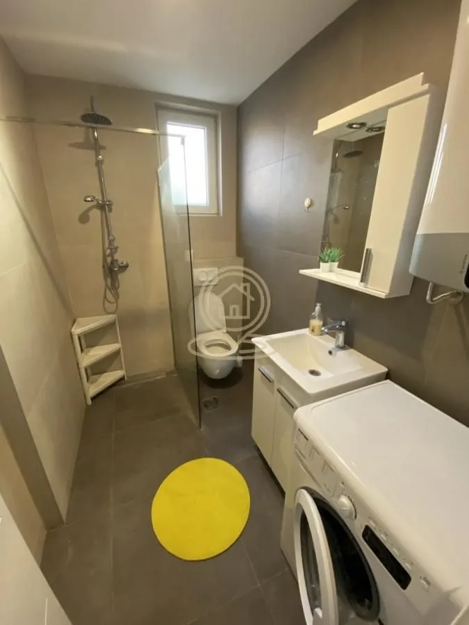 Izdavanje, dvosoban stan, 42m², Lekino Brdo, Voždovac Sve Podlokacije