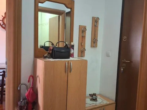 Rent, two bedroom apartment, 55m², Stari Aerodrom, Podgorica - image 6