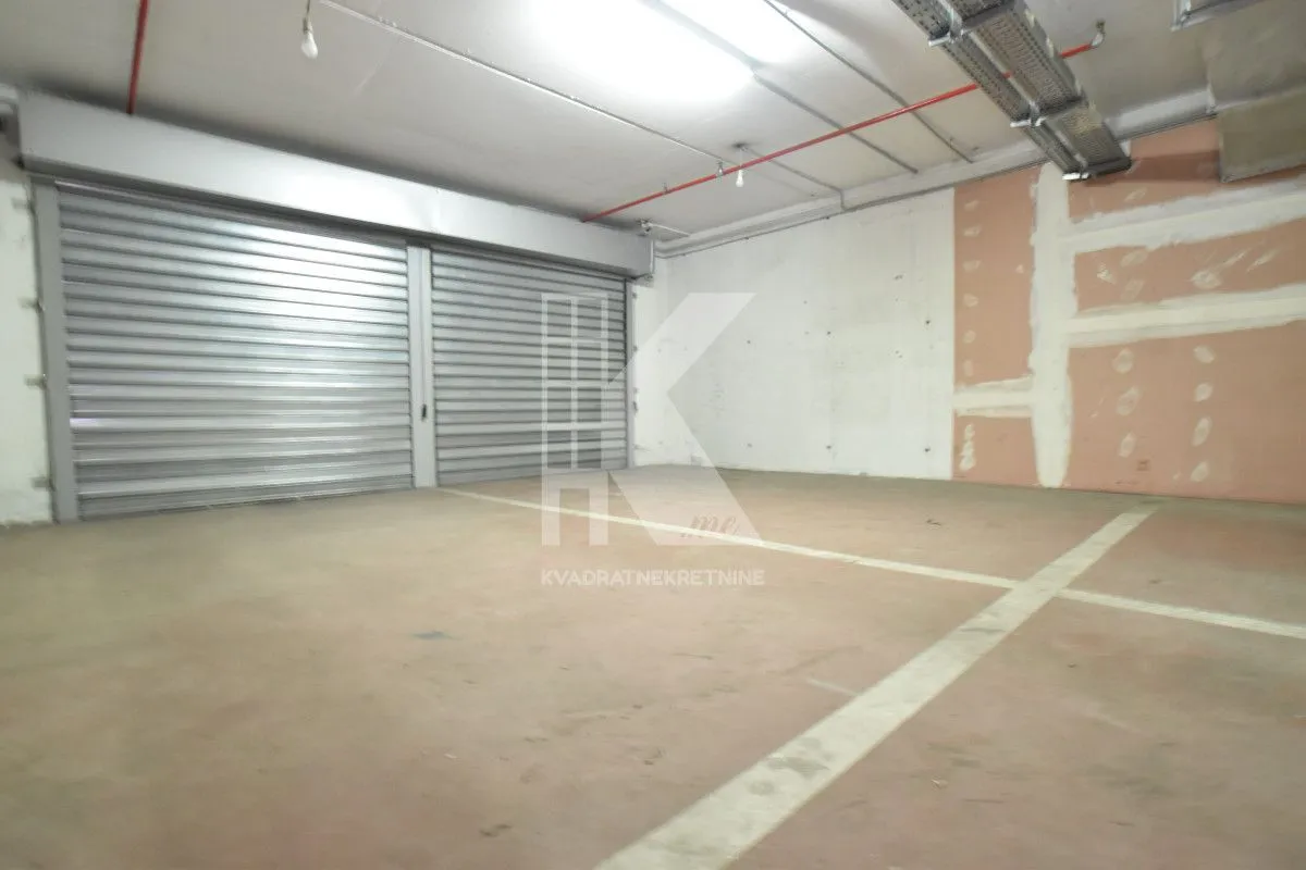 Rent, office space, 155m², Stari Aerodrom, Podgorica