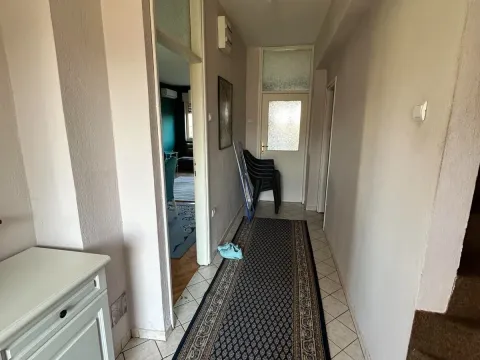 Rent, house, 140m², Farmaci, Podgorica - image 13